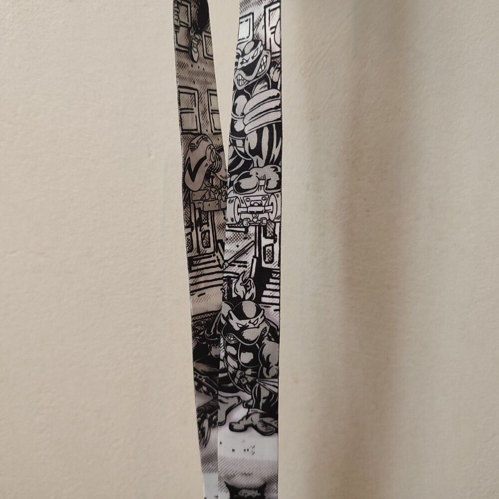 Teenage Mutant Ninja Turtles Black And White Cloth Lanyard With Clasp TMNT 35th